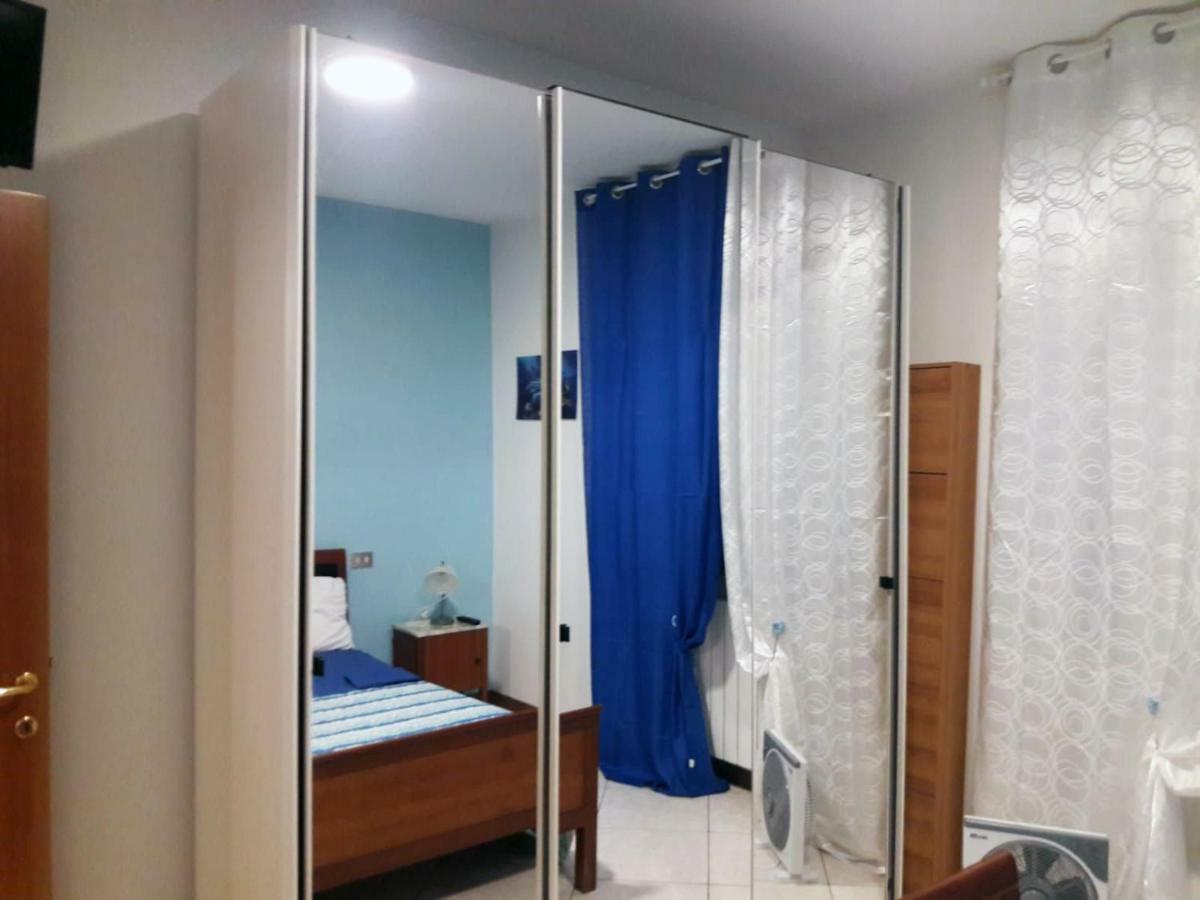 Affittacamere Lo Scoiattolo Di Mannocchi Lorella Porto SantʼElpidio Exterior foto